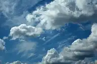 100475