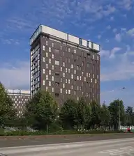 102551
