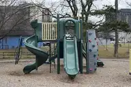 103652