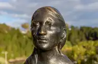 103988