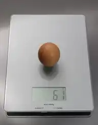 104943