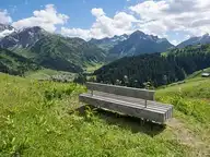 10513