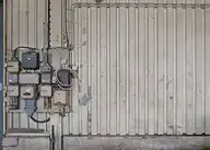 105246
