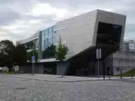 105989