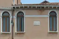 106835