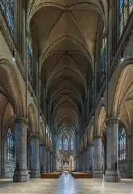 10731