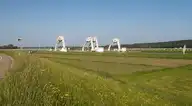 107561