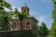 107676
