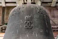112351