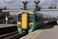 113133