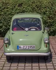 113693