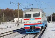 117943