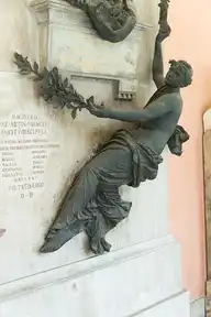 118504