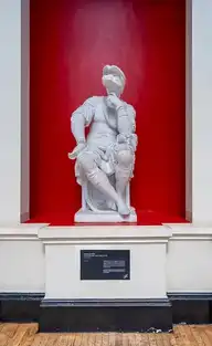 119011