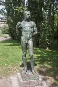 119093