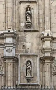 119111