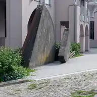11923
