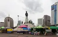 119686