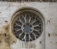 121041