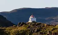 121929