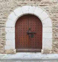128023