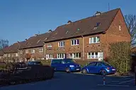 128435