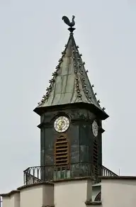 128557