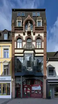 133486