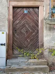 133570