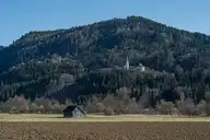 134577
