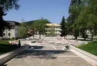 135664