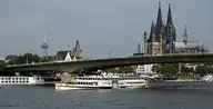 135727