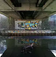 136704