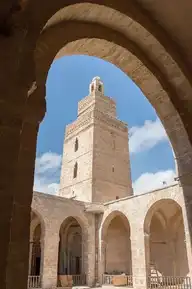 137695