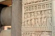 137700