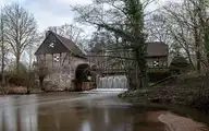 141889