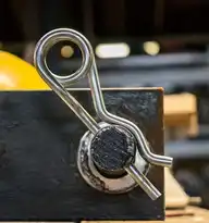 141911