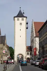 143532