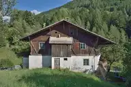 143893