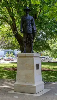 145752