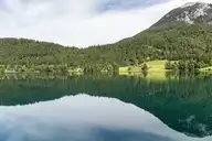 147381