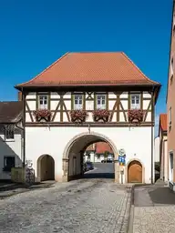 148038