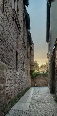 149898