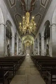 152817