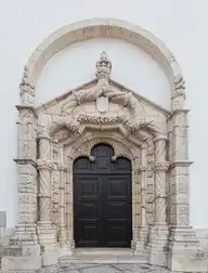 152820