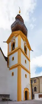 153246