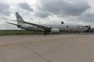 153886