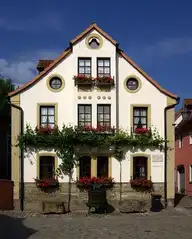 155647