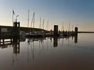 156842