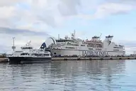 156907